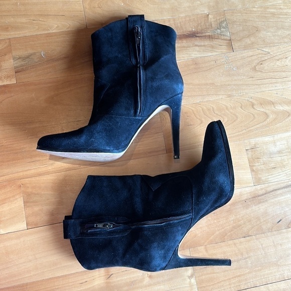 Aldo Black Suede Leather western ankle boots stiletto heel bootie size 9 zip up - Picture 3 of 9